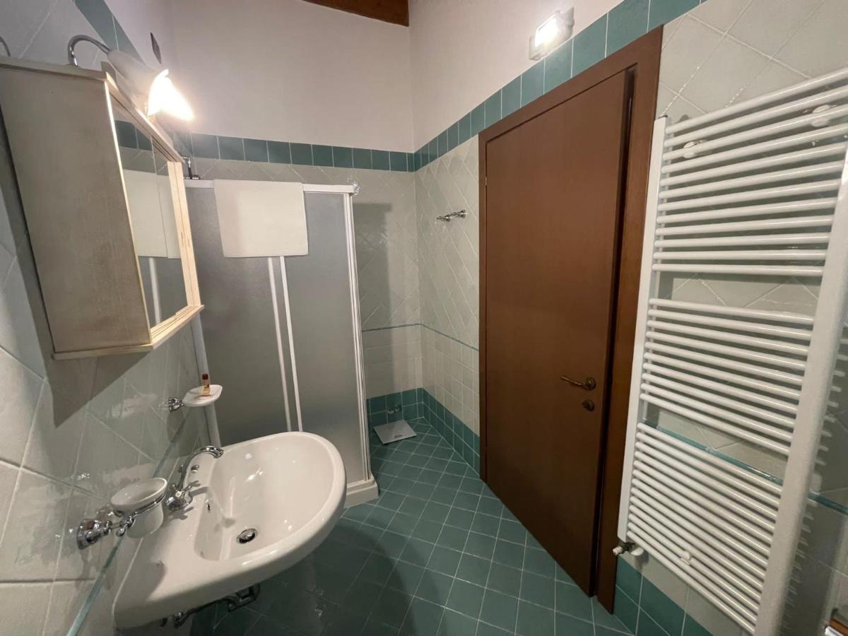 La Fiocchina - Magic Place - Apartments & Studios In Garda Lake - Countryside Farmhouse, Inside The Middle Of The Lake Salò Exterior foto