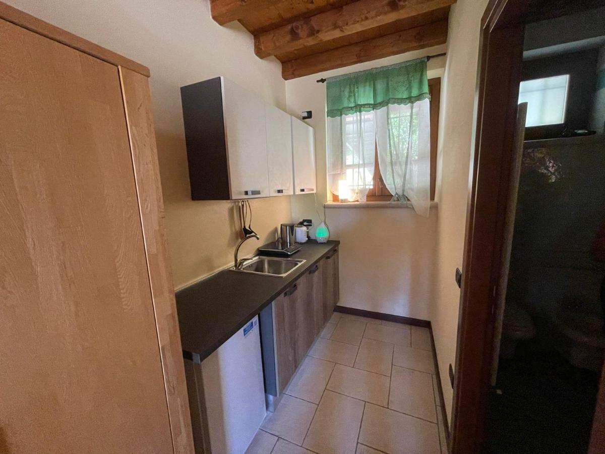 La Fiocchina - Magic Place - Apartments & Studios In Garda Lake - Countryside Farmhouse, Inside The Middle Of The Lake Salò Exterior foto